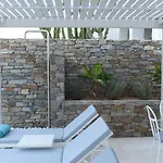 מלון דירות Anthos